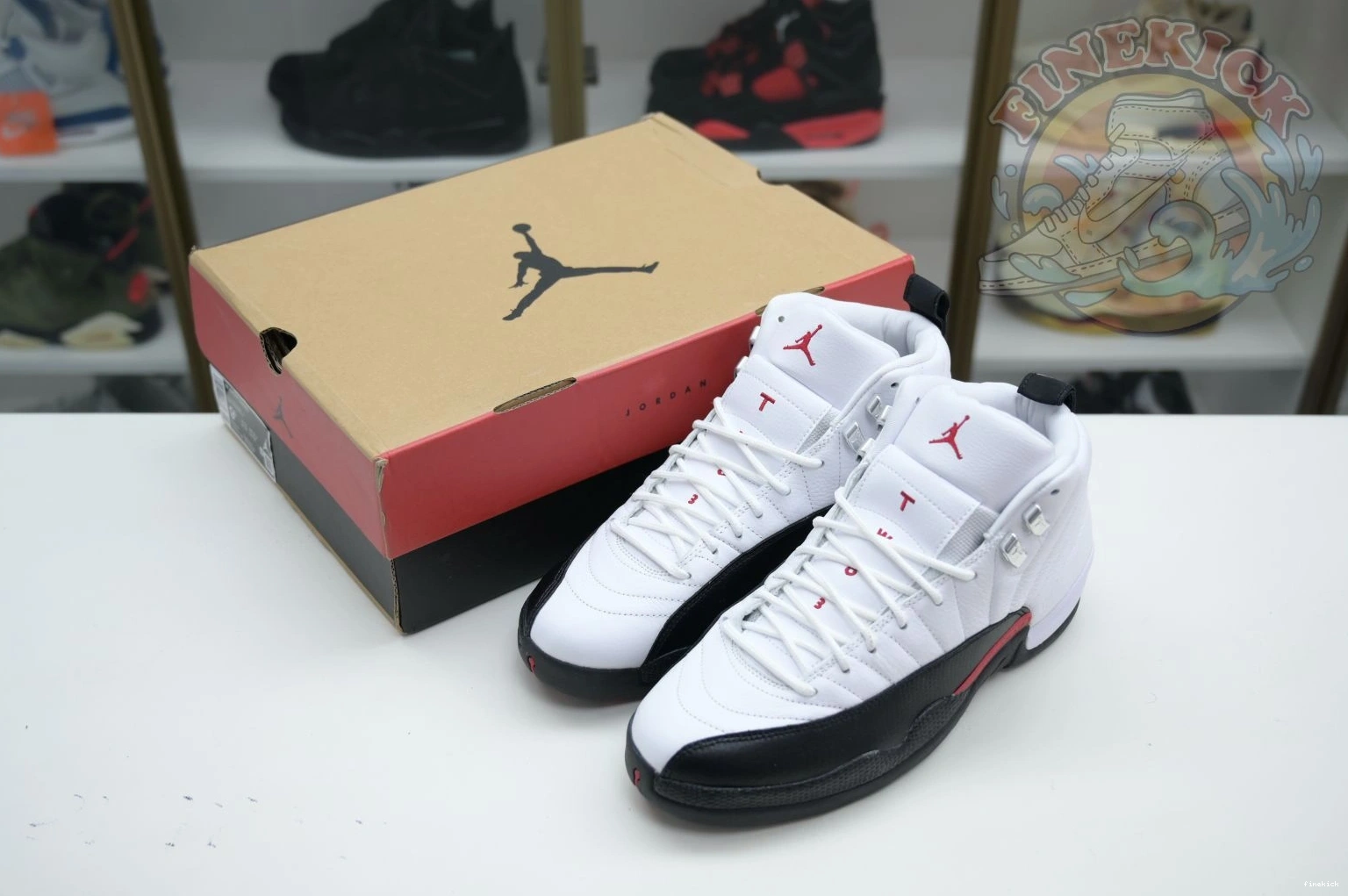 Jordan Jordan 12